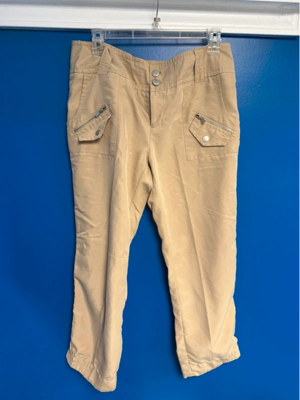 Calvin Klein Womens Size 10 Khaki Capri Cargo Pants Zipper Pockets Button Hem